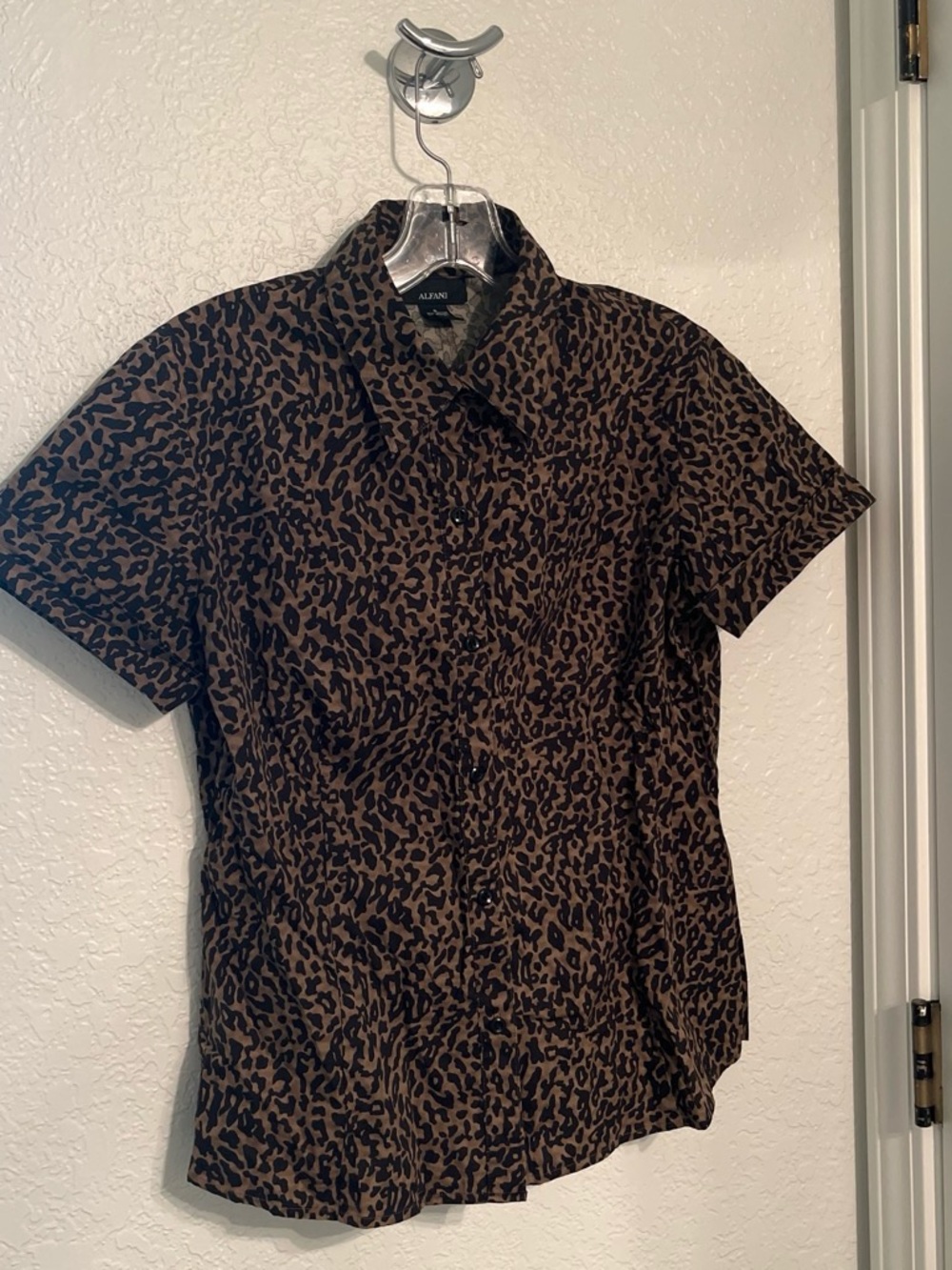Alfani Brown and Black Leopard-Print Short-Sleeve Button-Up Shirt
